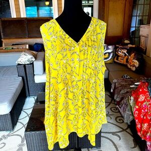 Rose and Olive Sleeveless Floral Yellow Shirt 1x